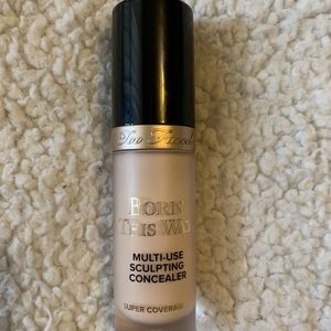 Too Faced Born This Way Concealer